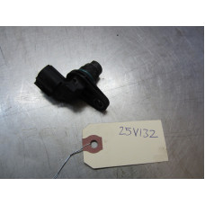 25V132 Camshaft Position Sensor For 10-12 Hyundai Santa Fe  2.4 3935025010